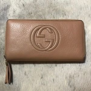 Gucci soho wallet
